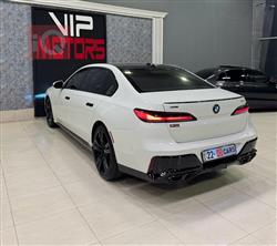 بي ام دبليو الفئة 7